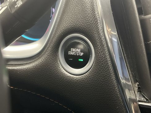 Used 2020 Chevrolet Traverse RS w/ LPO, Floor Liner Package image 22