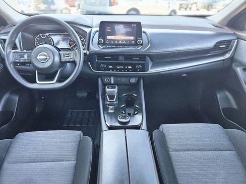 Certified 2023 Nissan Rogue SV image 15