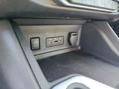 Used 2025 Nissan Sentra SV FWD image 28