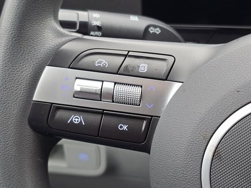 Used 2024 Hyundai Kona SE image 10