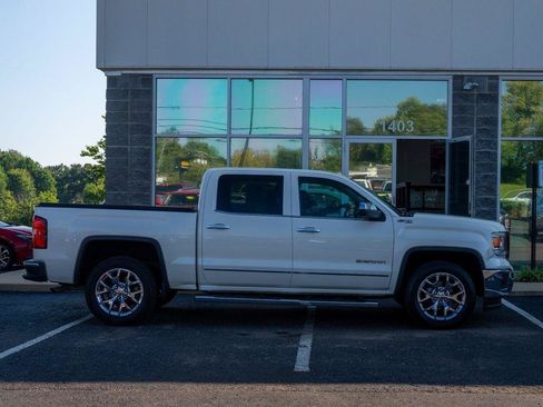 Used 2014 GMC Sierra 1500 SLT w/ SLT Crew Cab Value Package AWD/4WD image 2