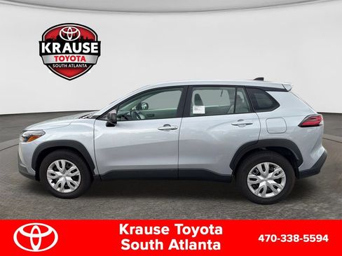 Used 2026 Toyota Corolla Cross L FWD image 8