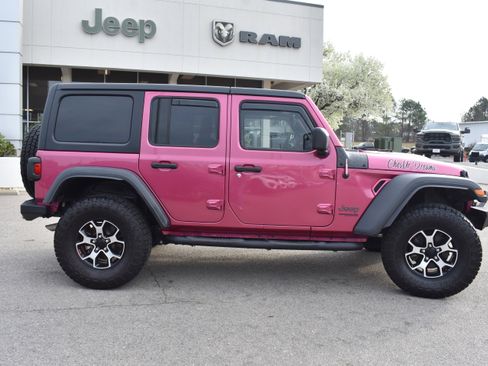 Used 2022 Jeep Wrangler Unlimited Rubicon w/ Cold Weather Group image 10