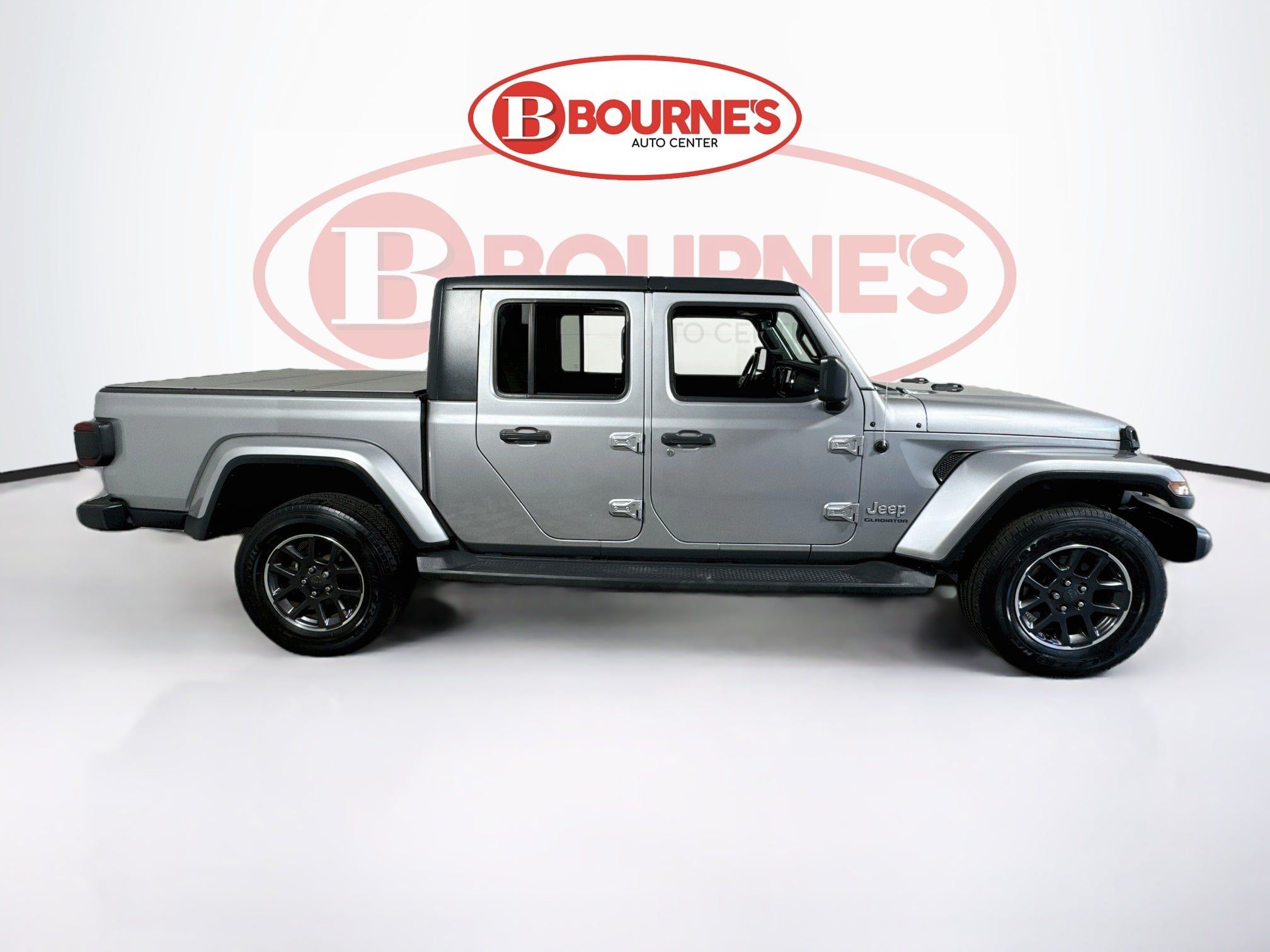 Used 2020 Jeep Gladiator Overland AWD/4WD image 11