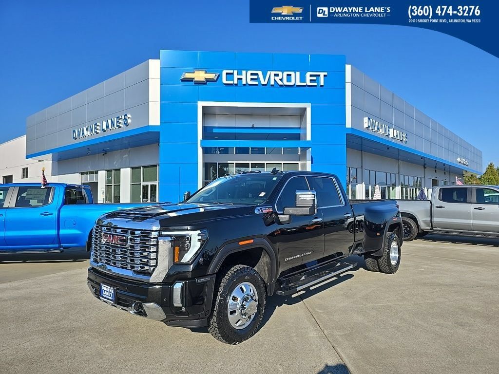 Used 2025 GMC Sierra 3500 Denali AWD/4WD image 1