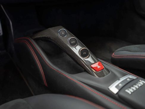 Used 2018 Ferrari 488 GTB RWD image 24