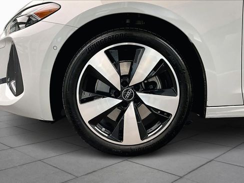 Used 2025 Audi A5 2.0T Premium Plus w/ Premium Plus image 11