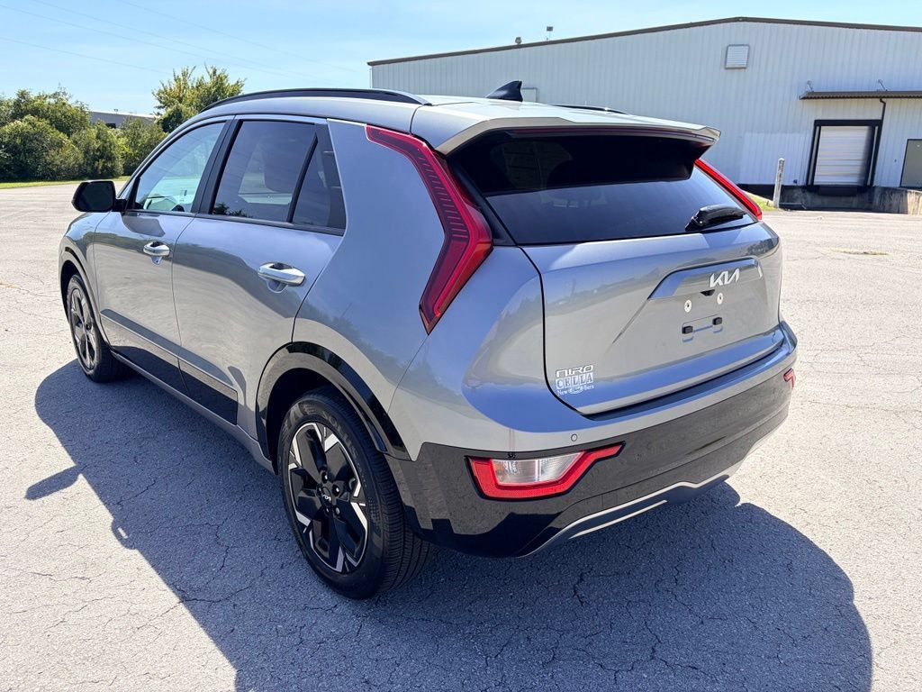 Used 2024 Kia Niro Wind FWD image 4