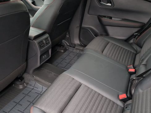 New 2026 Nissan Rogue SV image 4