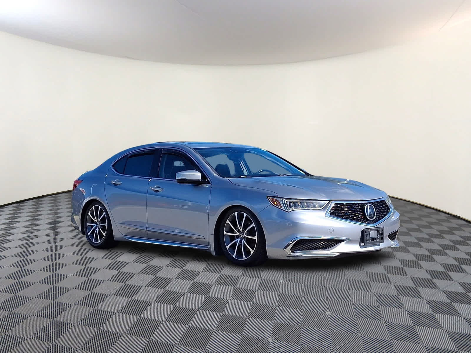 Used 2018 Acura TLX w/ Technology Package AWD/4WD image 4