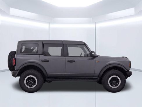 Used 2024 Ford Bronco Badlands AWD/4WD image 9