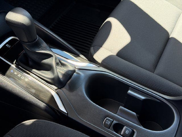Used 2026 Toyota Corolla LE FWD image 11