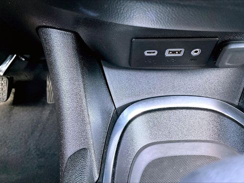 Used 2023 Chevrolet Malibu LT image 16