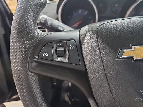 Certified 2016 Chevrolet Cruze LT w/ Technology Package FWD image 21