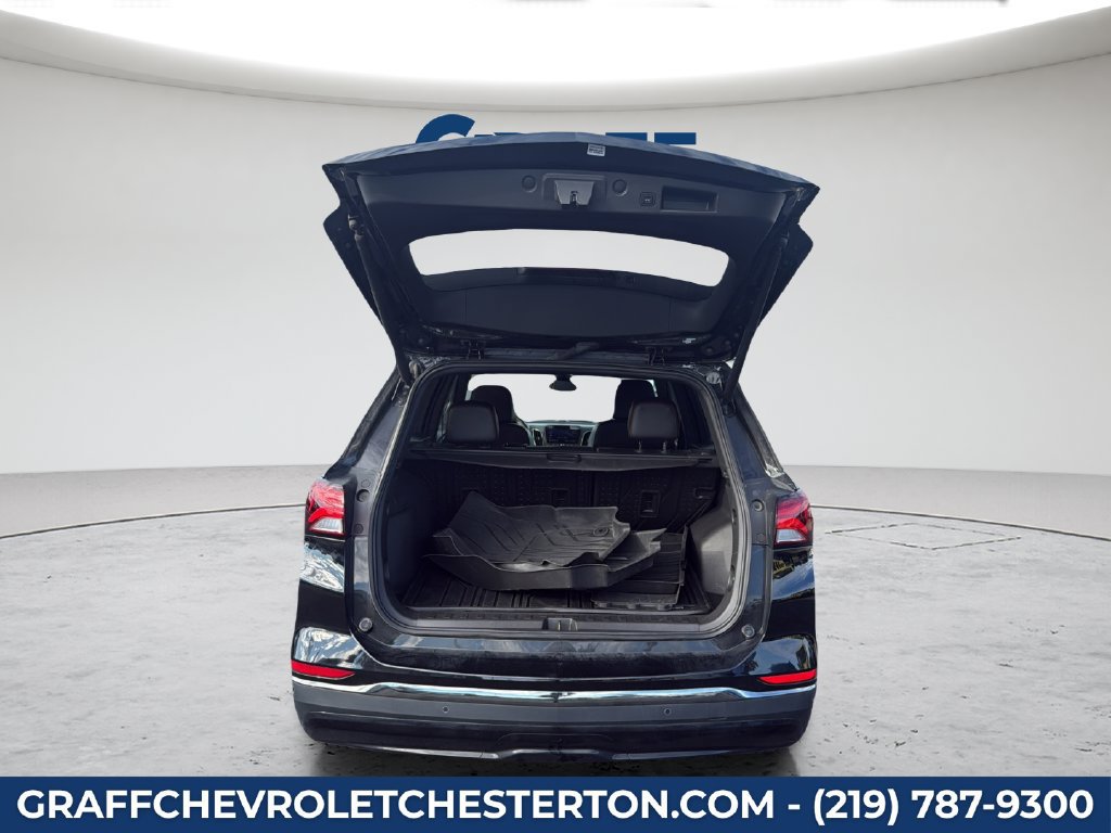 Used 2023 Chevrolet Equinox RS FWD image 27