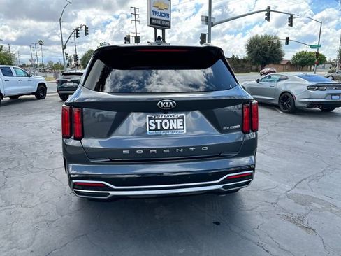 Used 2021 Kia Sorento SX image 7