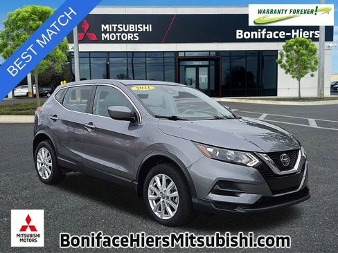 Used 2021 Nissan Rogue Sport S image 1