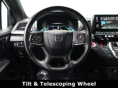 Used 2023 Honda Odyssey Sport image 9