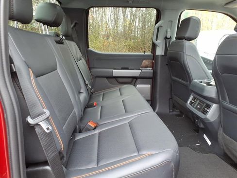 New 2026 Ford F350 Lariat w/ Black Appearance Package image 17