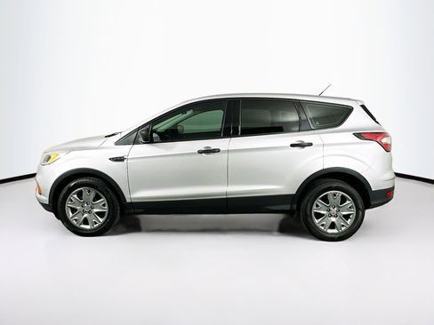 Used 2017 Ford Escape S image 4