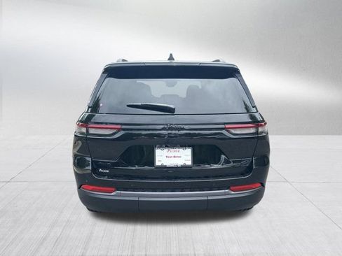 New 2026 Jeep Grand Cherokee Limited AWD/4WD image 6