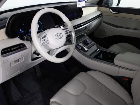 Certified 2024 Hyundai Palisade Limited image 15