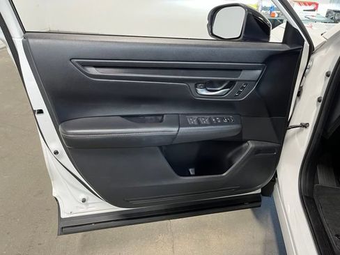 Used 2025 Honda CR-V Sport-L image 24