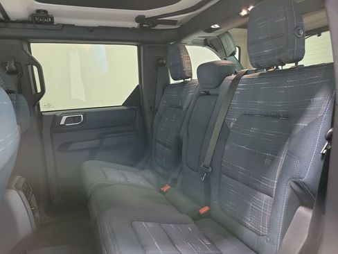 Used 2025 Ford Bronco Heritage Edition AWD/4WD image 29