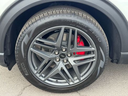 New 2026 Ford Explorer ST-Line w/ ST-Line Street Pack image 7