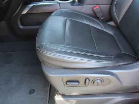 Used 2019 GMC Sierra 1500 SLT RWD image 37