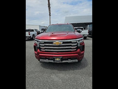 Certified 2025 Chevrolet Silverado 1500 High Country AWD/4WD image 94