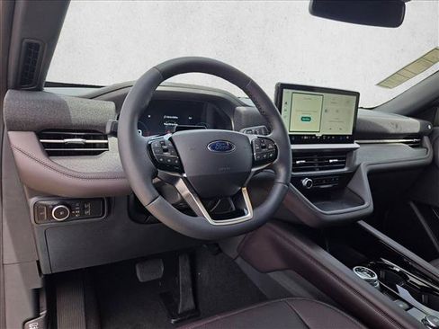 New 2026 Ford Explorer Platinum RWD image 3