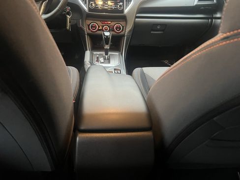 Used 2023 Subaru Crosstrek 2.0i Premium image 17