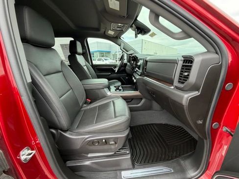 Used 2025 GMC Sierra 2500 SLT w/ SLT Premium Package image 23