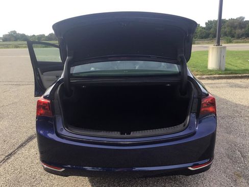 Used 2017 Acura TLX w/ Technology Package FWD image 20