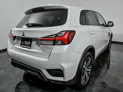 Used 2020 Mitsubishi Outlander Sport ES FWD image 10