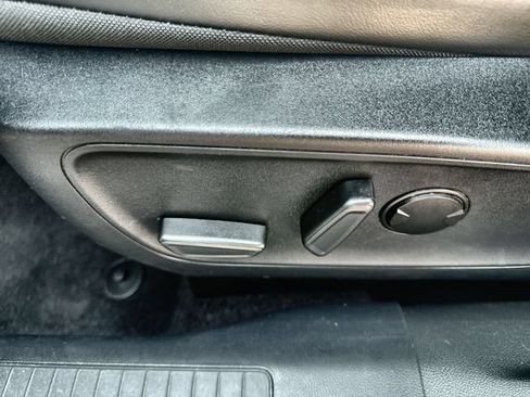 Used 2025 Ford Escape ST-Line w/ Tech Pack #1 AWD/4WD image 12