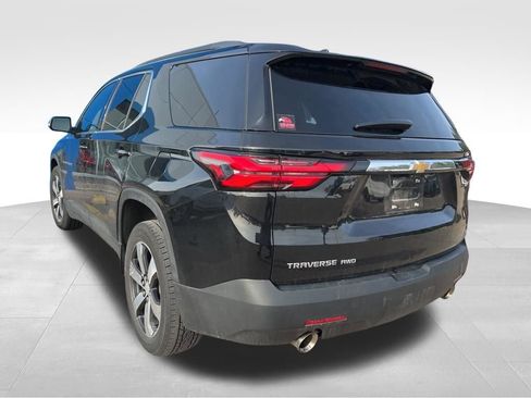 Used 2023 Chevrolet Traverse LT w/ LT Premium Package image 9