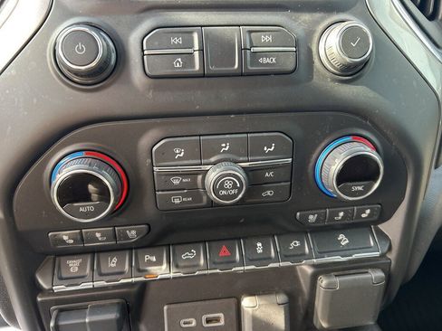 Used 2021 Chevrolet Silverado 2500 LTZ image 12