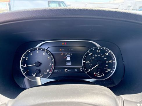 Used 2024 Nissan Frontier SV AWD/4WD image 13