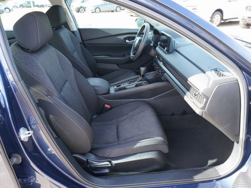 Used 2023 Honda Accord EX image 28