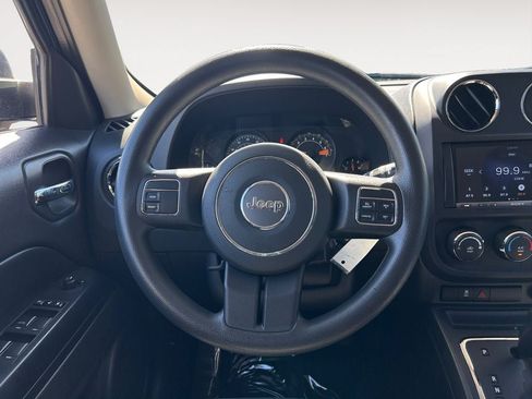 Used 2015 Jeep Patriot Sport w/ Power Value Group AWD/4WD image 13