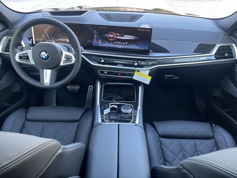 New 2026 BMW X6 xDrive40i w/ Climate Comfort Package image 29