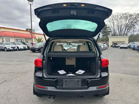 Used 2017 Volkswagen Tiguan Wolfsburg Edition image 15