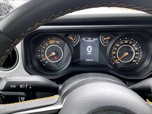 Used 2024 Jeep Wrangler Unlimited Sport AWD/4WD image 18