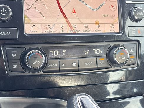 Used 2020 Nissan Maxima Platinum w/ Sport Mat Group image 24