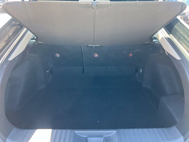 Used 2025 Toyota Prius LE FWD image 34