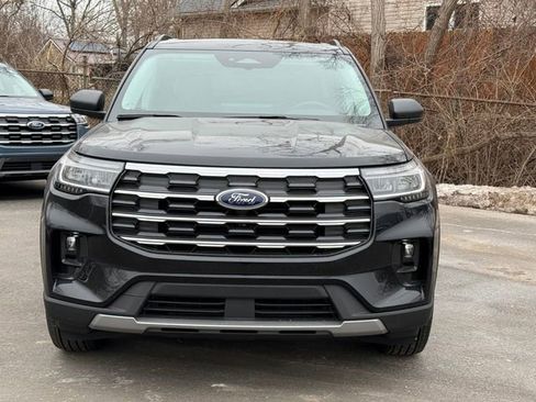 New 2026 Ford Explorer Active image 3