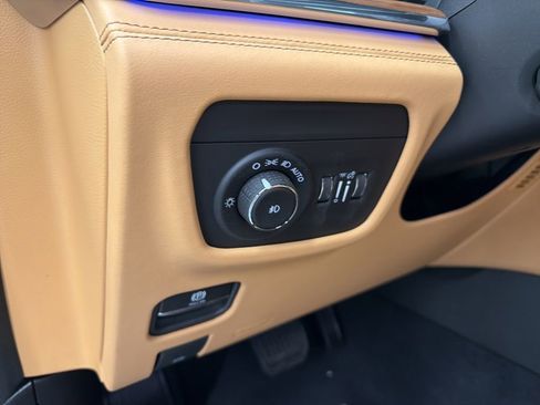 New 2026 Jeep Grand Cherokee Summit AWD/4WD image 18