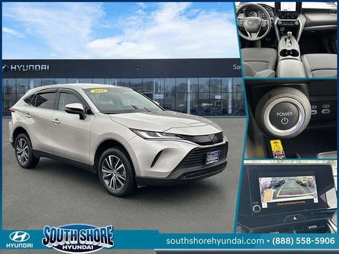 Used 2023 Toyota Venza LE image 1